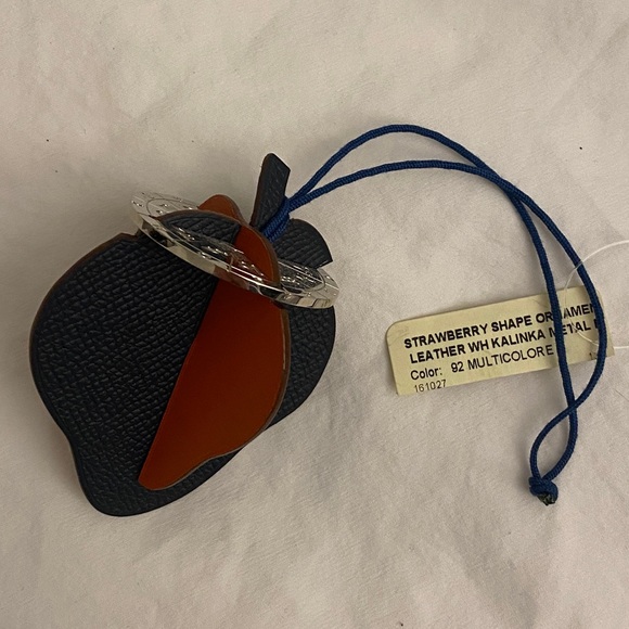 Hermes petit H strawberry leather charm / ornament - Picture 1 of 3